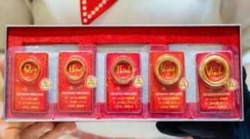 قفزة تاريخية لسبائك الذهب من شركة SJC عند 176 مليون دونغ فيتنامي